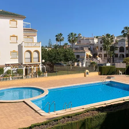 Beautiful - 2 Seperate Bedrooms La Mata Torrevieja
