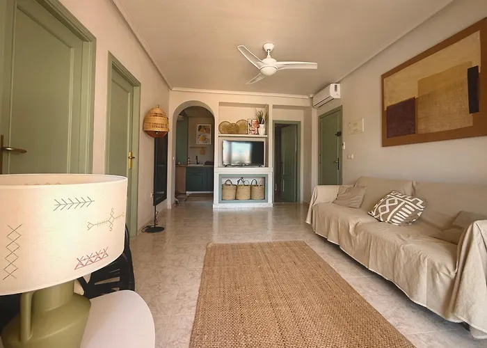 Beautiful - 2 Seperate Bedrooms La Mata Torrevieja